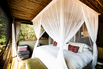 Little Ruckomechi Camp: Doppelbett