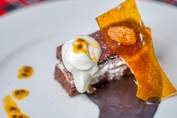 Mbali Mbali Tarangire River Camp: Torte