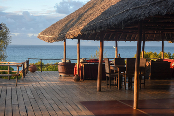 Nuarro Lodge: Lounge mit Meerblick