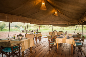 Ronjo Camp: Speisezelt