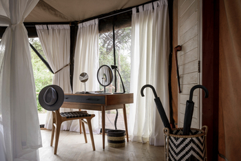 Sanctuary Swala: Interior im Gästezelt