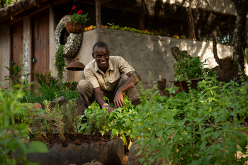 Serian Camp The Original: Mitarbeiter im Garten