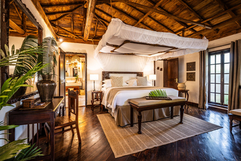 The Palms: Schlafzimmer Interior