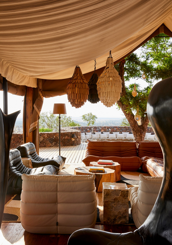 Laba Grumeti Art Lodge: Sitzgruppe