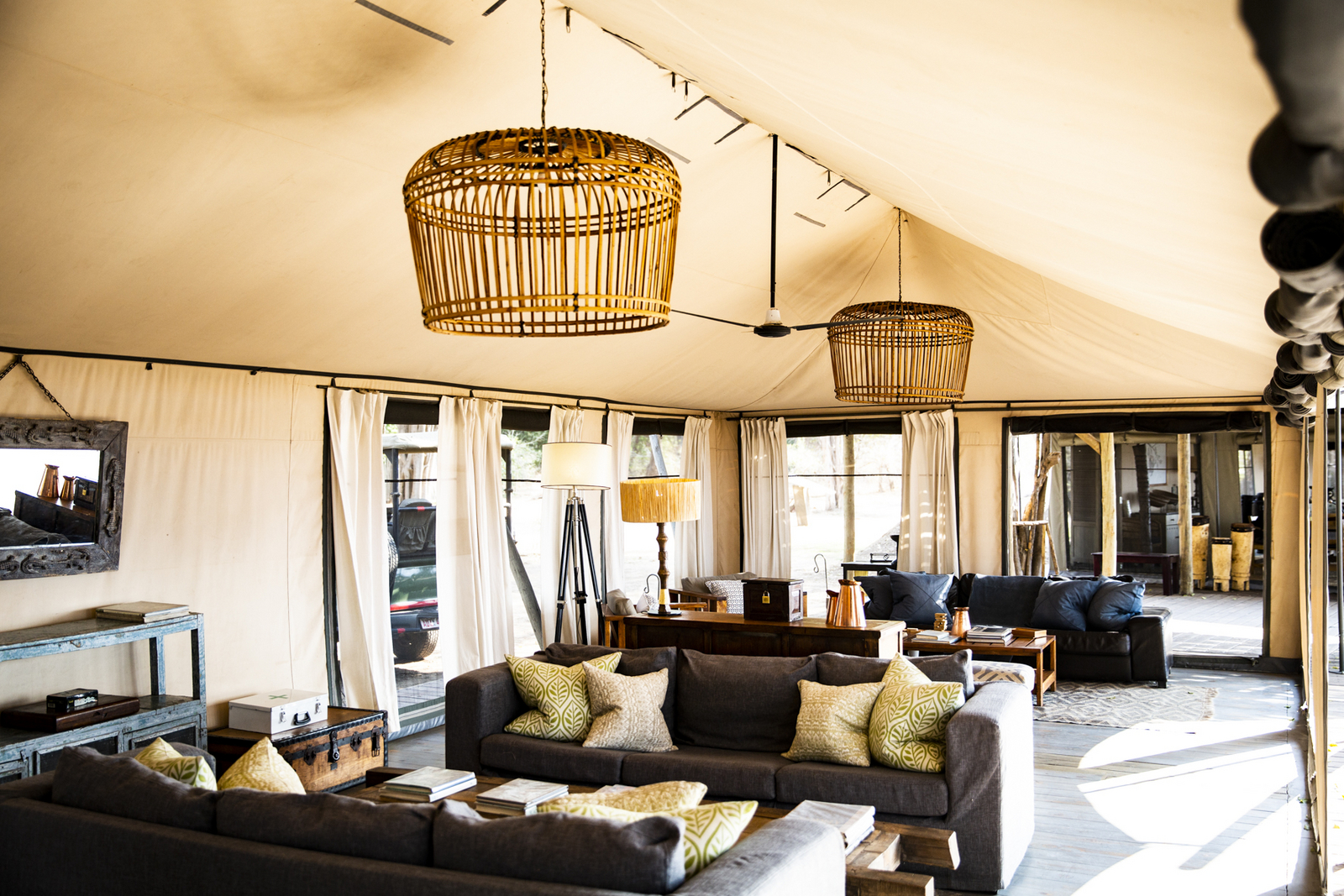 Ruckomechi Camp Ruckomechi Camp: Gemeinschaftsraum