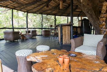 Treehouse Hideaway: Korbmöbel