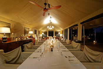 Verney's Camp: Hauptzelt