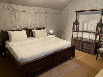 Om Vilas: Luxury Tent - Doppelbett