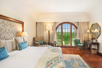 The Oberoi Amarvilas: Deluxe Suite Doppelbett