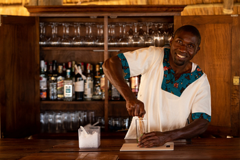 Ikuka Safari Camp: Barman