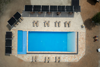 Lake Burunge Baobab Tented Lodge: Pool von oben