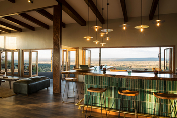 Lemala Mpingo Ridge Lodge: Bar mit Blick