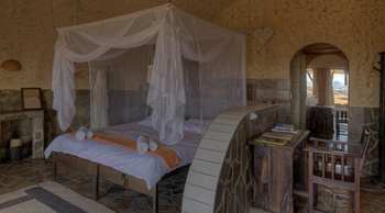 Rostock Ritz Desert Lodge: Honeymoon Suite