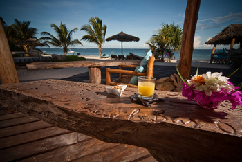 Waterlovers Beach Resort Waterlovers Beach Resort: Snack mit Getränk