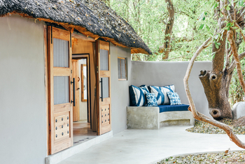 Kaingo Camp Kaingo Camp: Standard Chalet