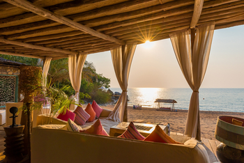 Kaya Mawa Kaya Mawa: Sofa