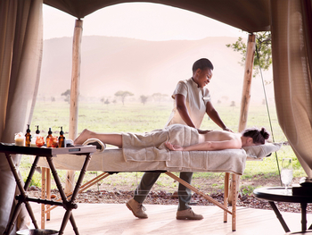 One Nature Nyaruswiga: Massage