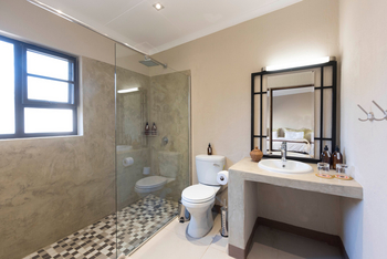 Onguma Bush Camp: Settler's Room