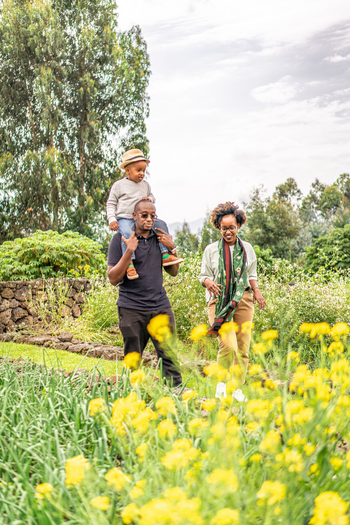 Singita Kwitonda Lodge: Spaziergang im Garten