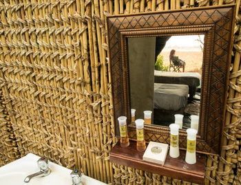 Chilo Mahove Tented Camp: Spiegel