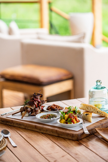 Dunia Camp: Grillspieße