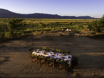 John's Camp John's Camp: Dining und Lagerfeuer