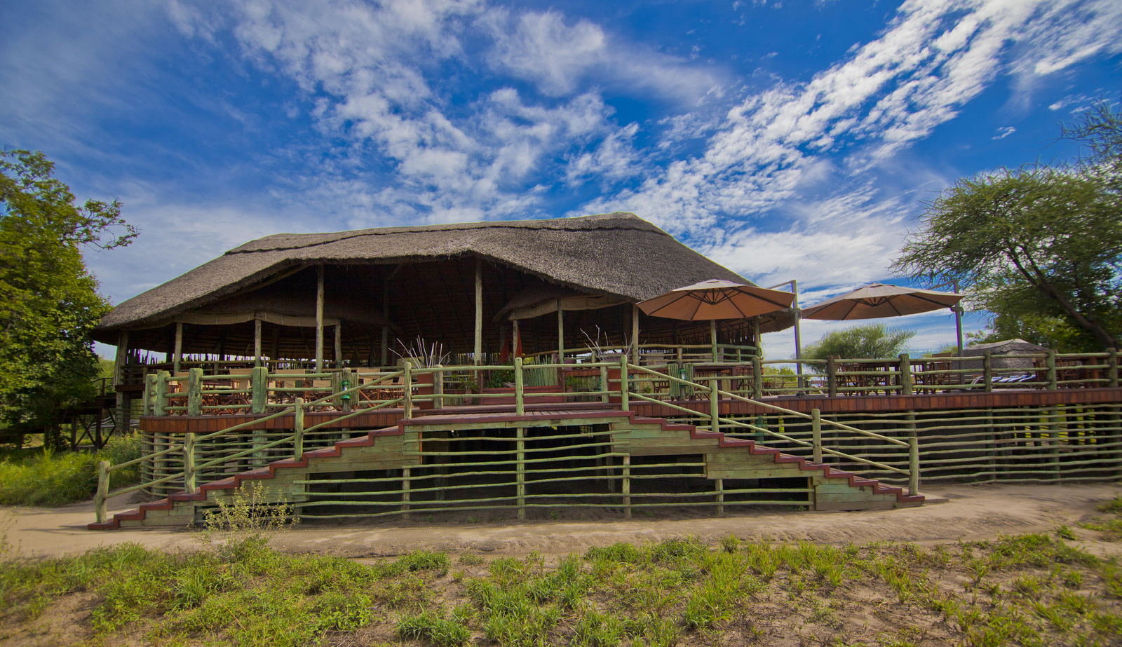 Mbali Mbali Tarangire River Camp Mbali Mbali Tarangire River Camp: Vorfahrt