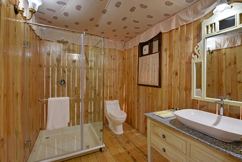 Jawai Leopard Safari Lodge: Gästebad