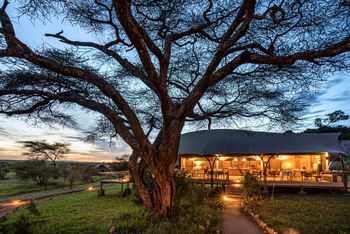 Lemala Nanyukie Lodge: Zugang zum Zentralbereich