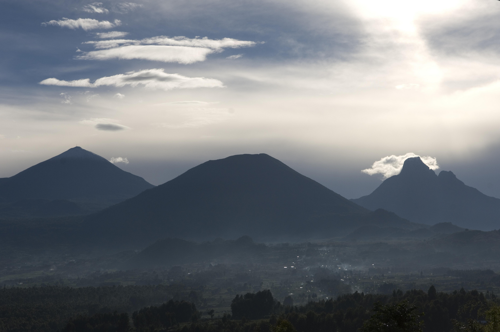 Sabyinyo Silverback Lodge Sabyinyo Silverback Lodge: Virunga-Vulkane