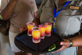 Sango Safari Camp: Saft zur Begrüßung