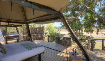 Shawa Luangwa Camp: Zelt auf Holzplattform