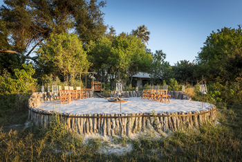 Amber River Camp: Morgensonne auf der Boma