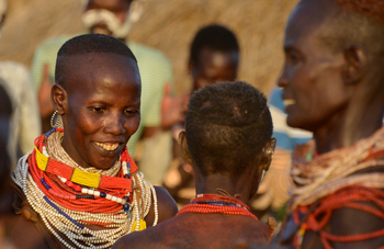 Lale's Camp: Stammeskultur - Kara