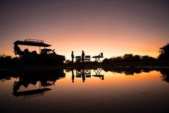 Mogogelo Camp Mogogelo Camp: Sundowner