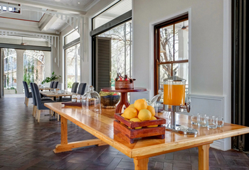 The Palm River Hotel: Cafe