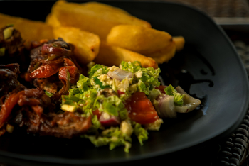 Adere Safari Lodge: Küche