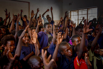 KaingU Safari Lodge: Schule von Itumbi