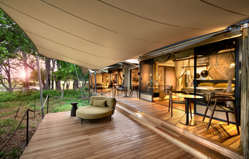 Khwai Leadwood Camp Khwai Leadwood Camp: Deck vom Familienzelt