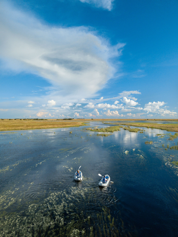 King Lewanika Lodge: Kanus