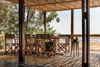 Kulandila Camp Kulandila Camp: Esstisch