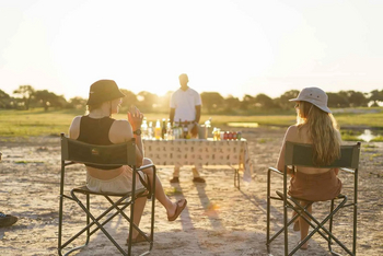 Mogogelo Camp Mogogelo Camp: Sundownerbar