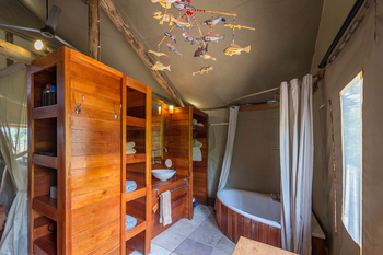 Seba Camp: Gästebad