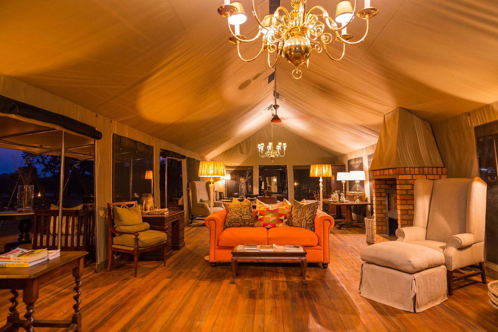 Verney's Camp Verney's Camp: Hauptzelt