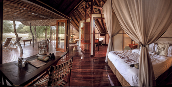 Deception Valley Lodge Deception Valley Lodge: Deck vor dem Chalet