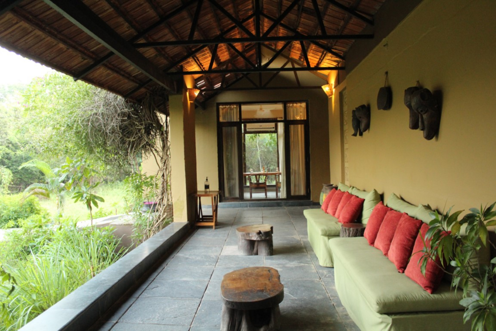 Forsyth Lodge Forsyth Lodge: Überdachte Veranda