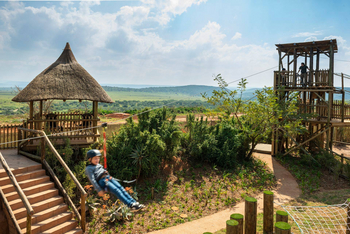 Riverdene Family Lodge: Seilbahn auf dem Spielplatz