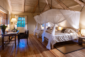 Volcanoes Virunga Lodge: Große Betten