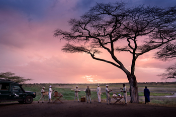 andBeyond Serengeti under Canvas: Sundowner