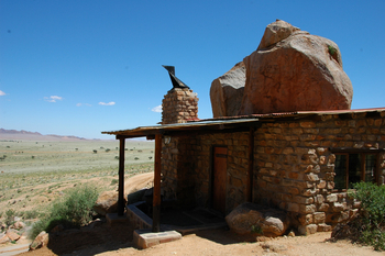 Eagle's Nest Chalets: Angelehnt an Felsen